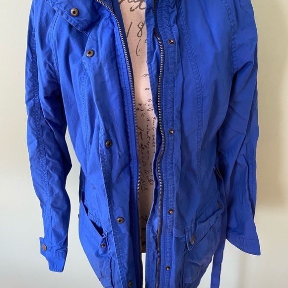 Women’s Banana Republic Distressed Blue Button up Jacket Size Large - Picture 6 of 12